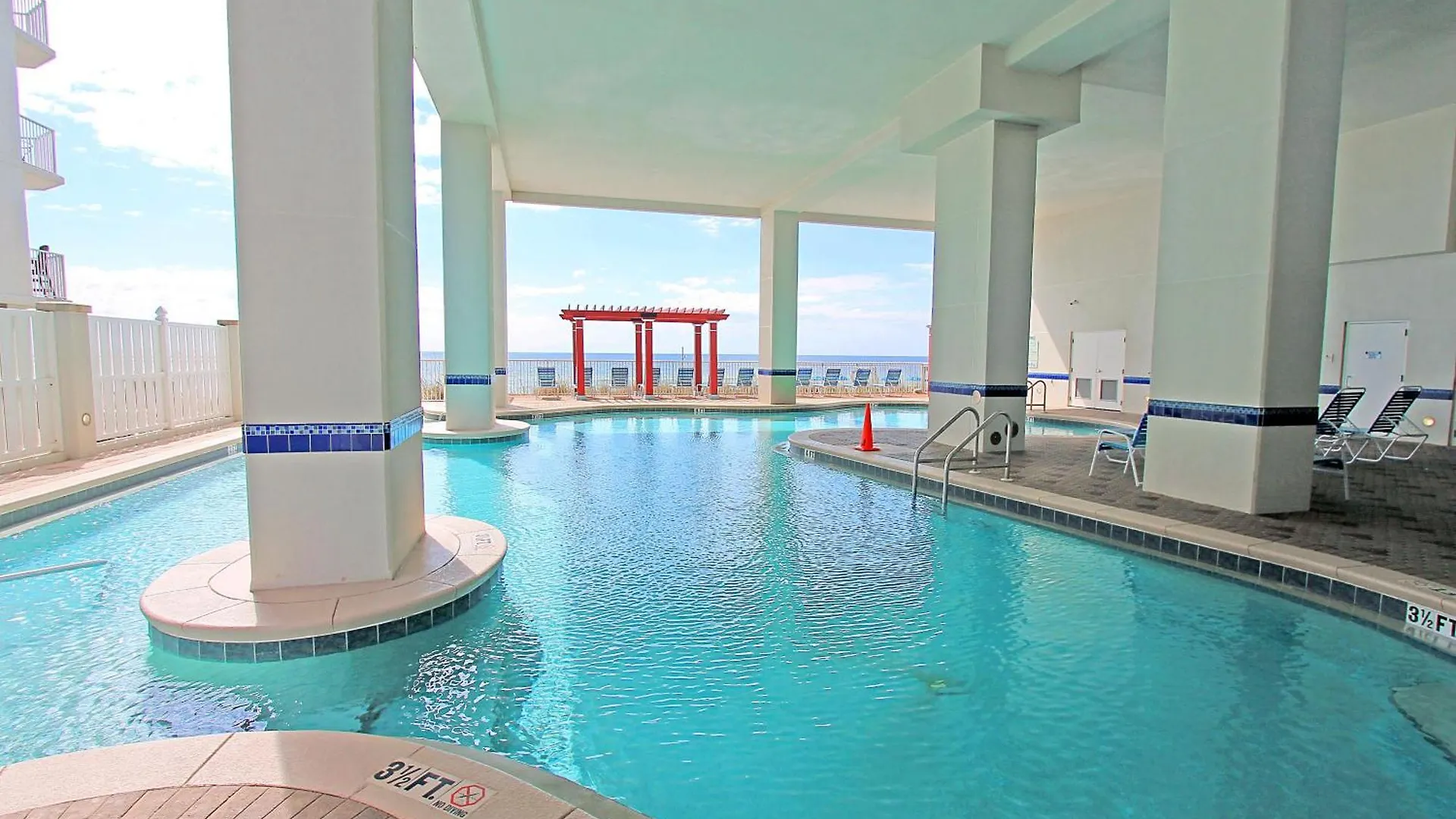 Majestic Beach Towers 2-909 Panama City Beach