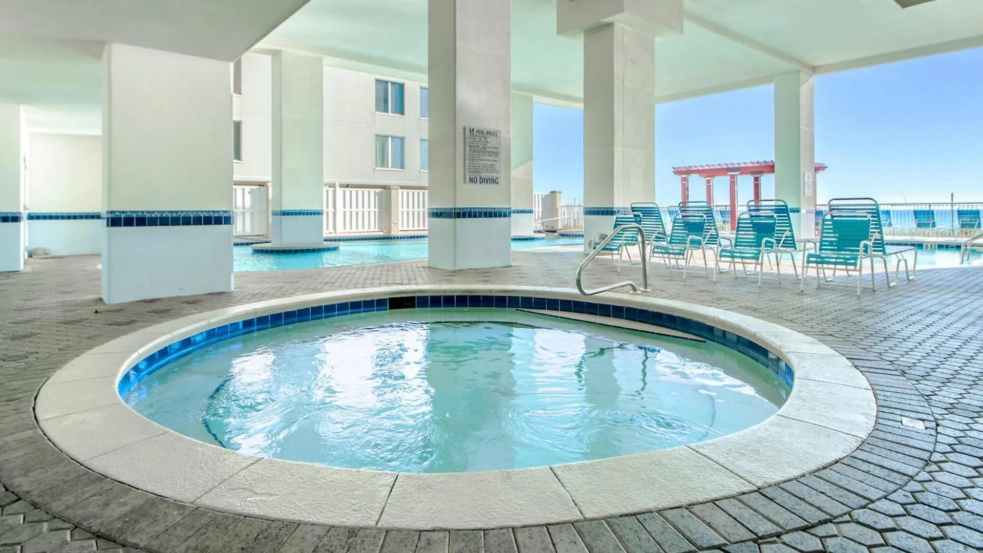 Majestic Beach Towers 2-909 Panama City Beach Apartment
